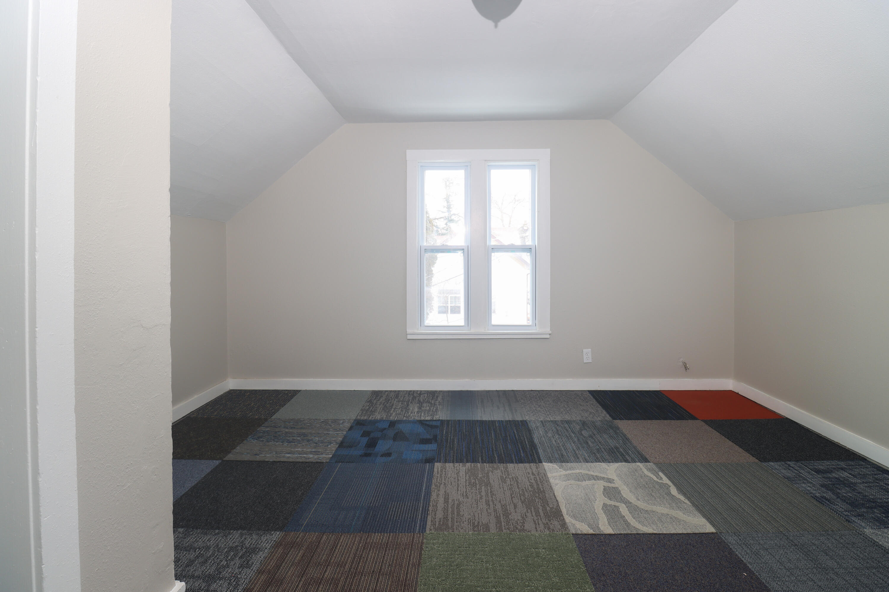 231 Harrison Street Racine, WI 53404 - Photo 9 of 16 231 Harrison St Racine -12