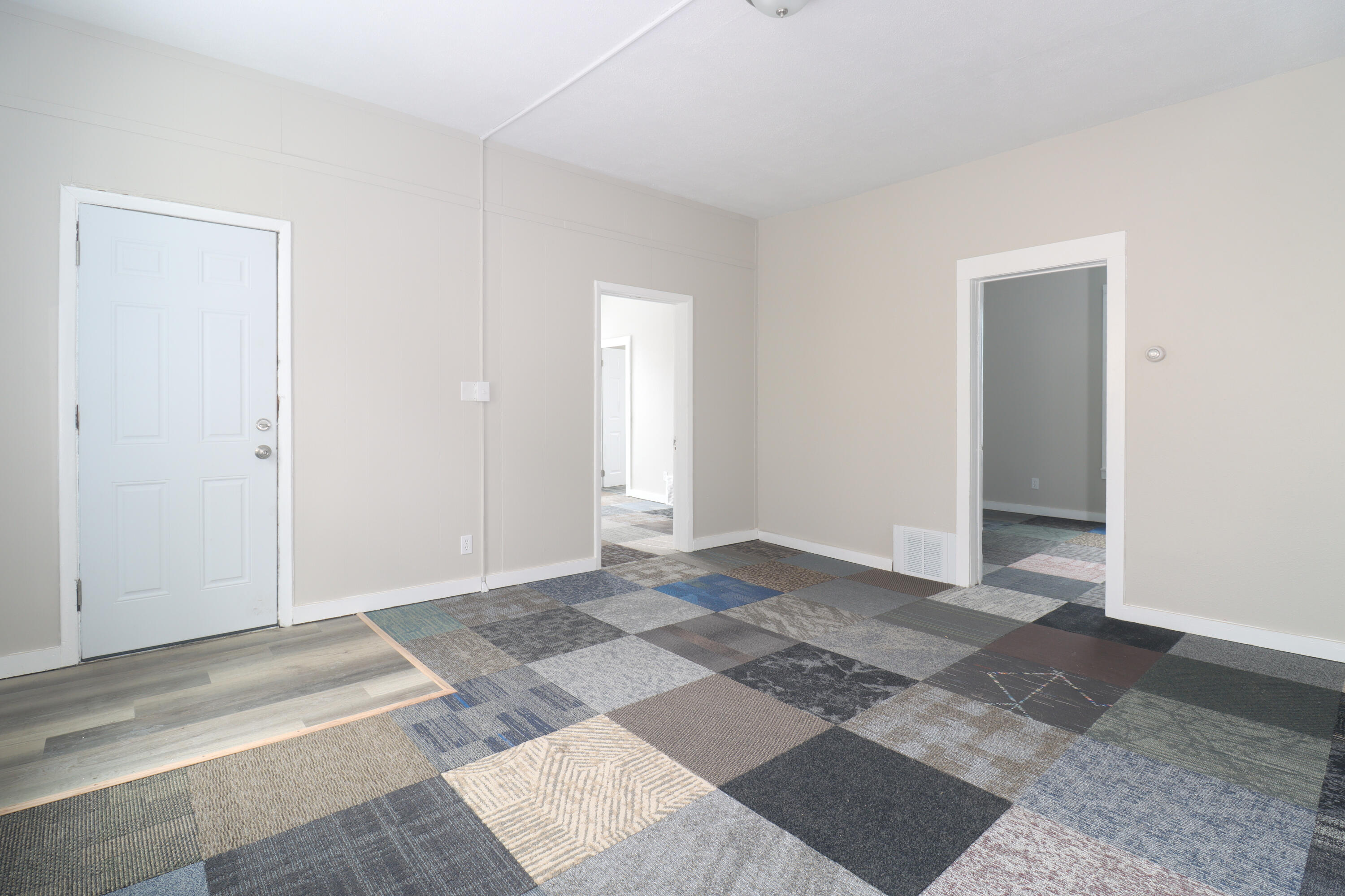 231 Harrison Street Racine, WI 53404 - Photo 2 of 16 231 Harrison St Racine