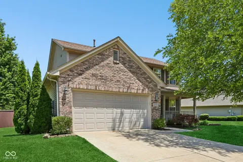 $379,900 | 12552 Geist Cove Drive, Indianapolis, IN 46236