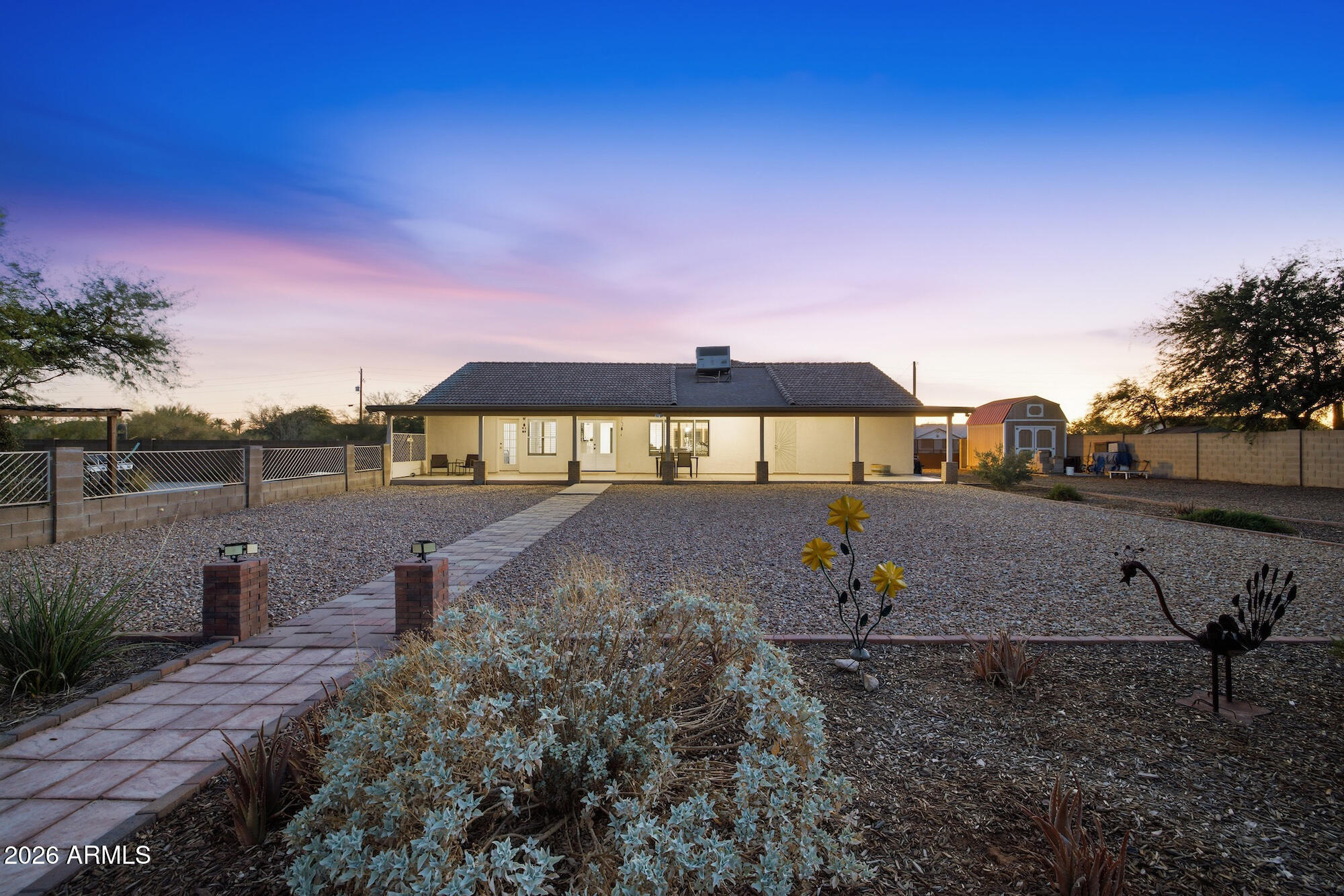 907 North Mountain Road Mesa, AZ 85207 - Photo 42 of 44