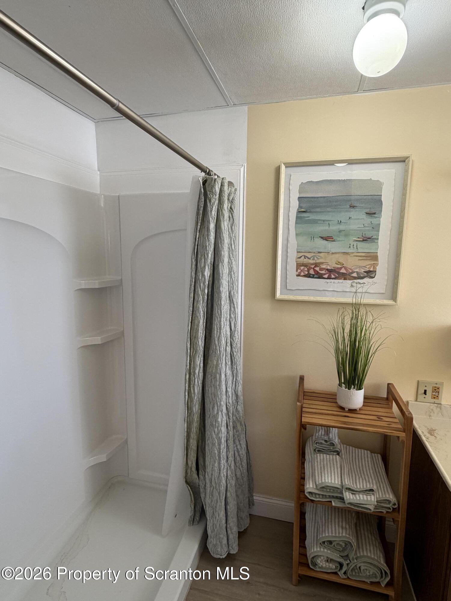 701 Main Street, Unit REAR Avoca, PA 18641 - Photo 10 of 14 Bathroom