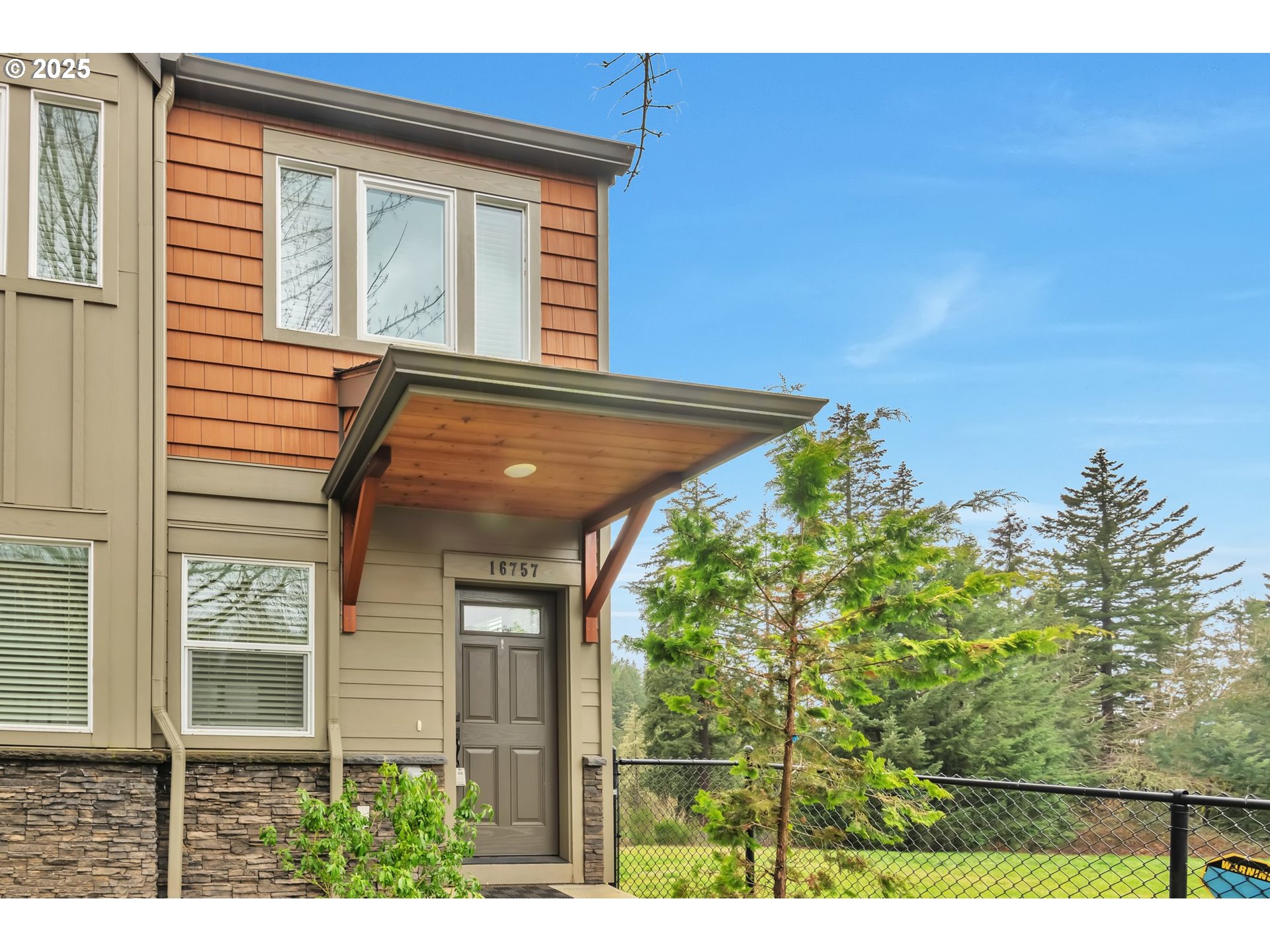 16757 Champion Way Sandy, OR 97055 - Photo 2 of 30 Gallery Image 2