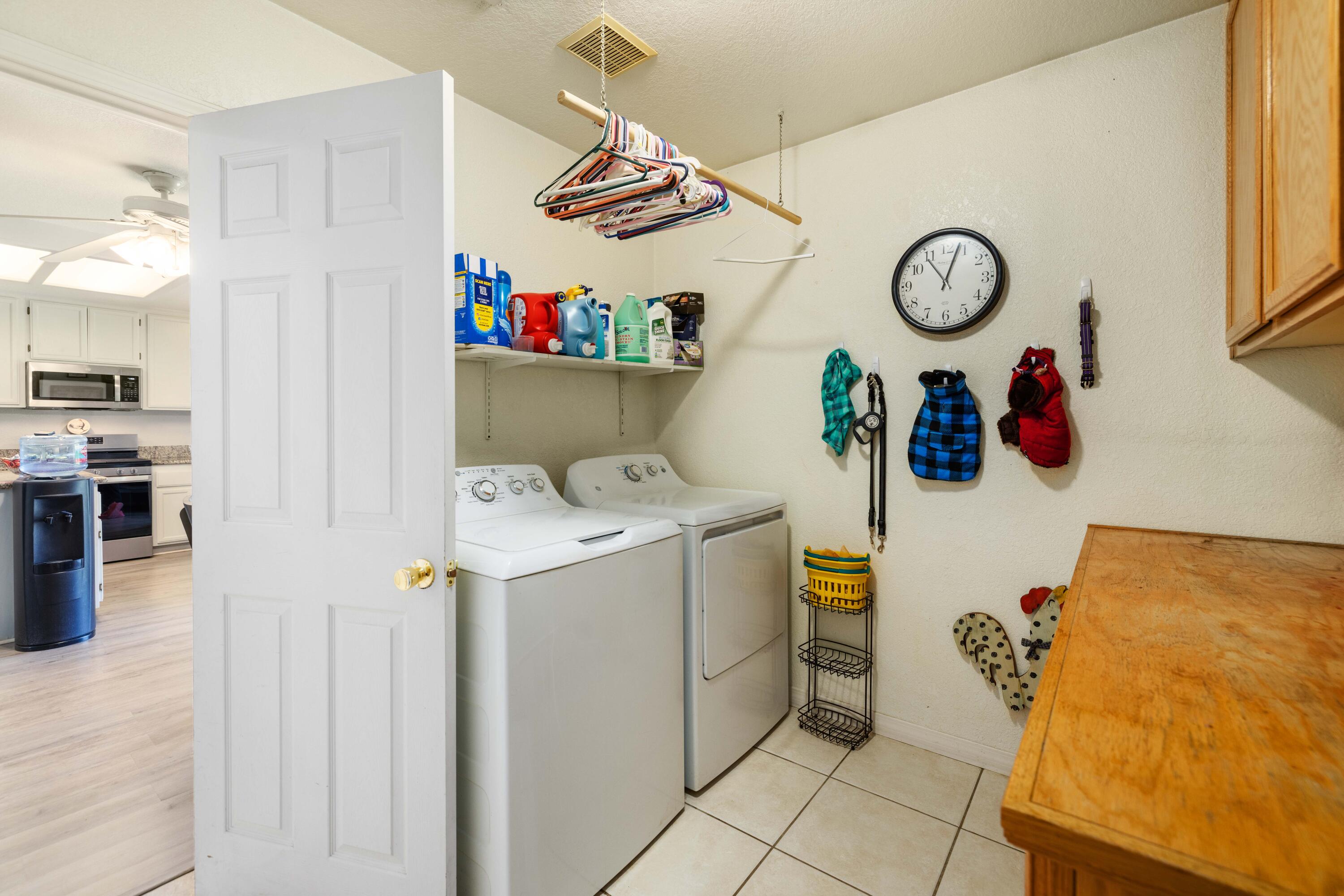 18270 Basil Drive Tehachapi, CA 93561 - Photo 16 of 38 18270 Basil Dr-17