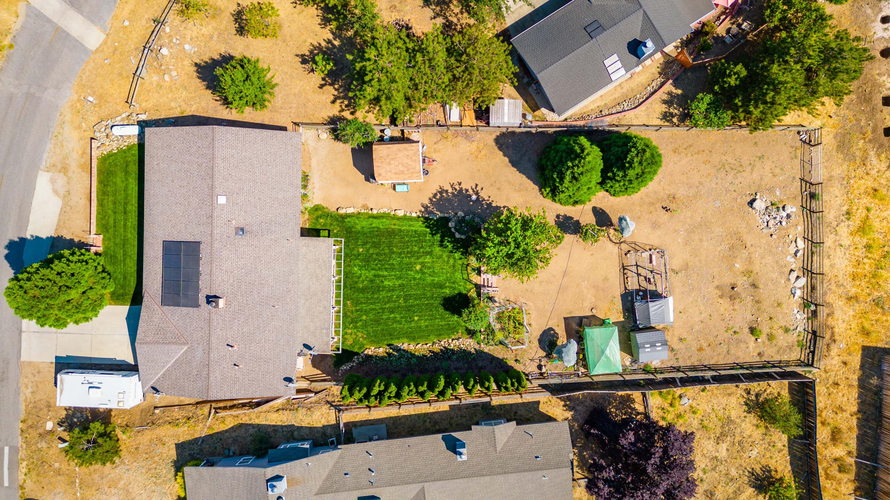 18270 Basil Drive Tehachapi, CA 93561 - Photo 38 of 38 18270 Basil Dr-36