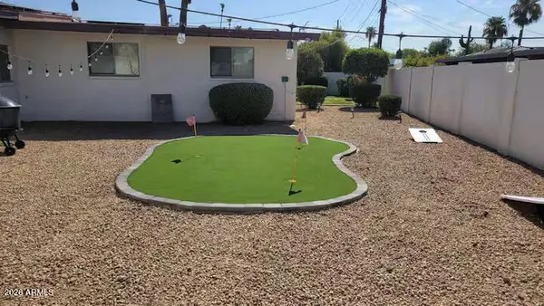 $6,000 | 7501 East Minnezona Avenue, Scottsdale, AZ 85251