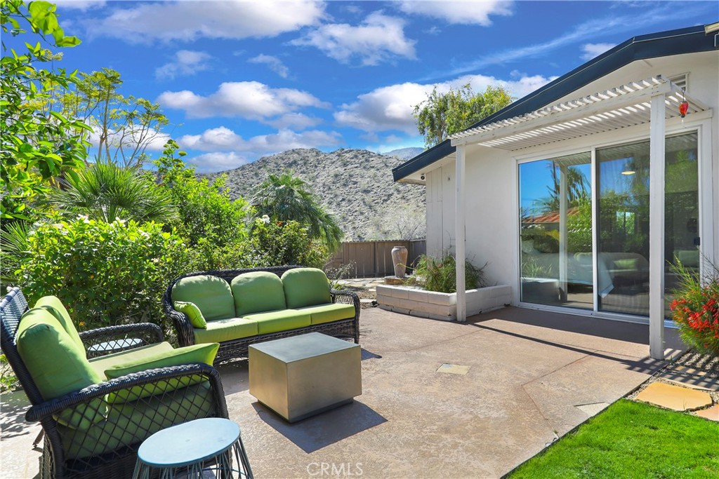 71620 Halgar Road Rancho Mirage, CA 92270 - Photo 28 of 41 a view of a patio in the backyard