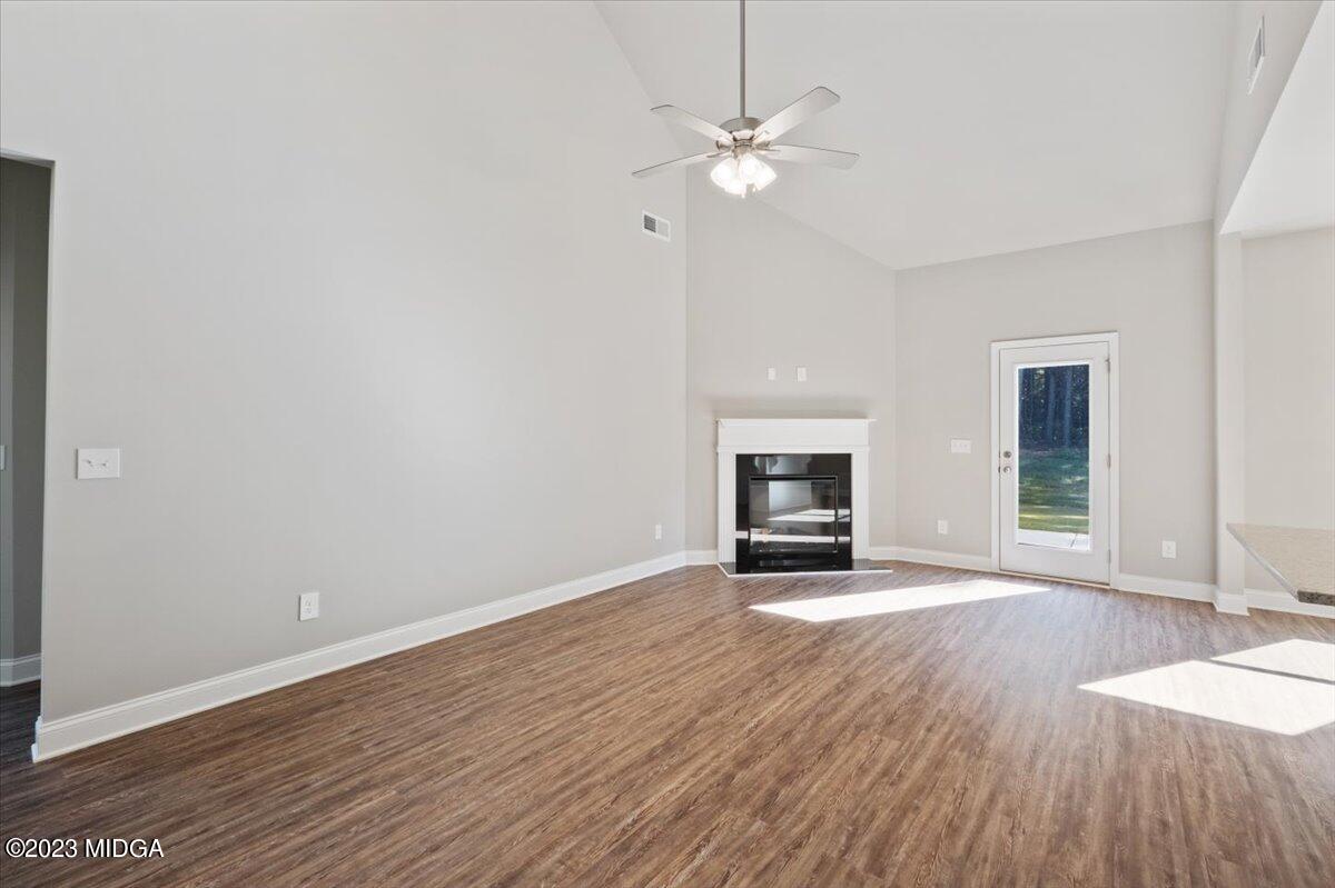 51 Strickland Loop Forsyth, GA 31029 - Photo 4 of 23 3a.