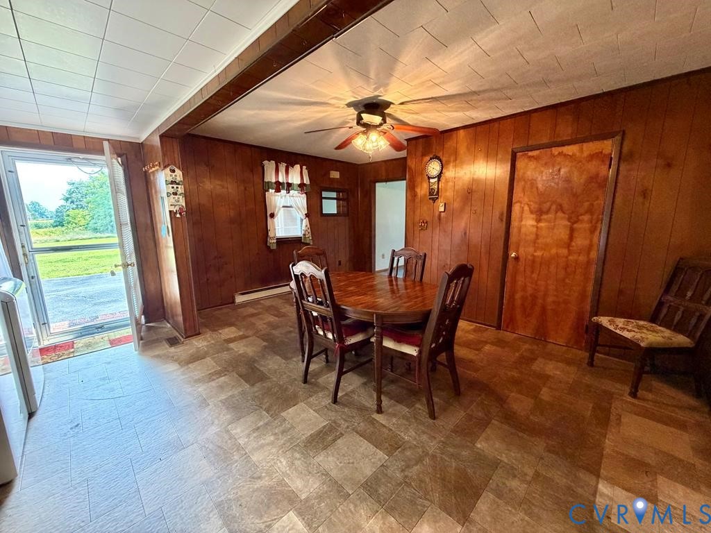 2392 Hampton Hall Road Callao, VA 22435 - Photo 19 of 32 Gallery Image 19