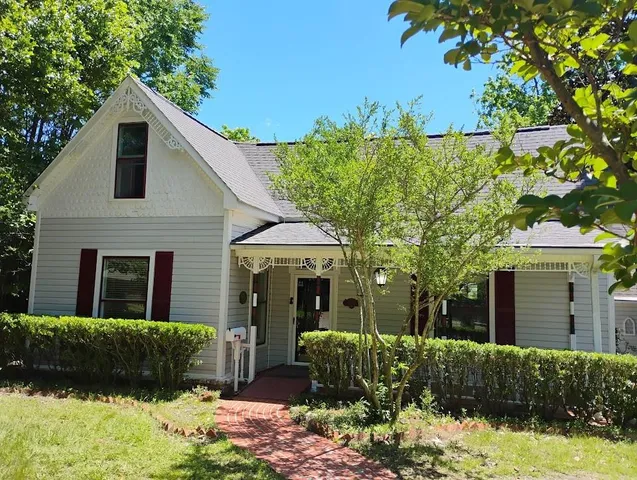 $299,000 | 504 North Newsom Street, Mineola, TX 75773