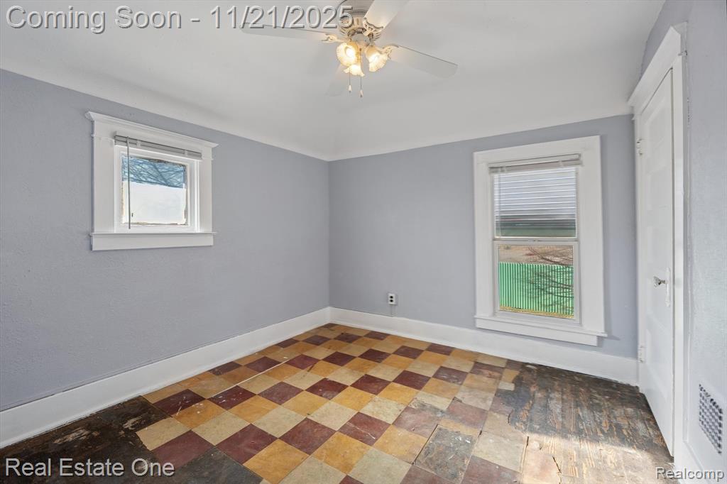 159 Dwight Street River Rouge, MI 48218 - Photo 34 of 48
