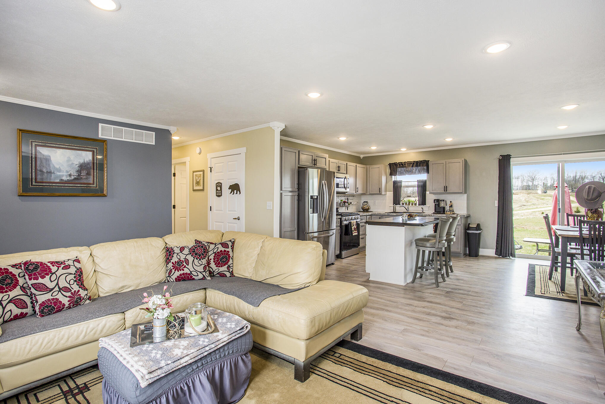 2267 Jefferson Road Ionia, MI 48846 - Photo 6 of 29 Open Flow