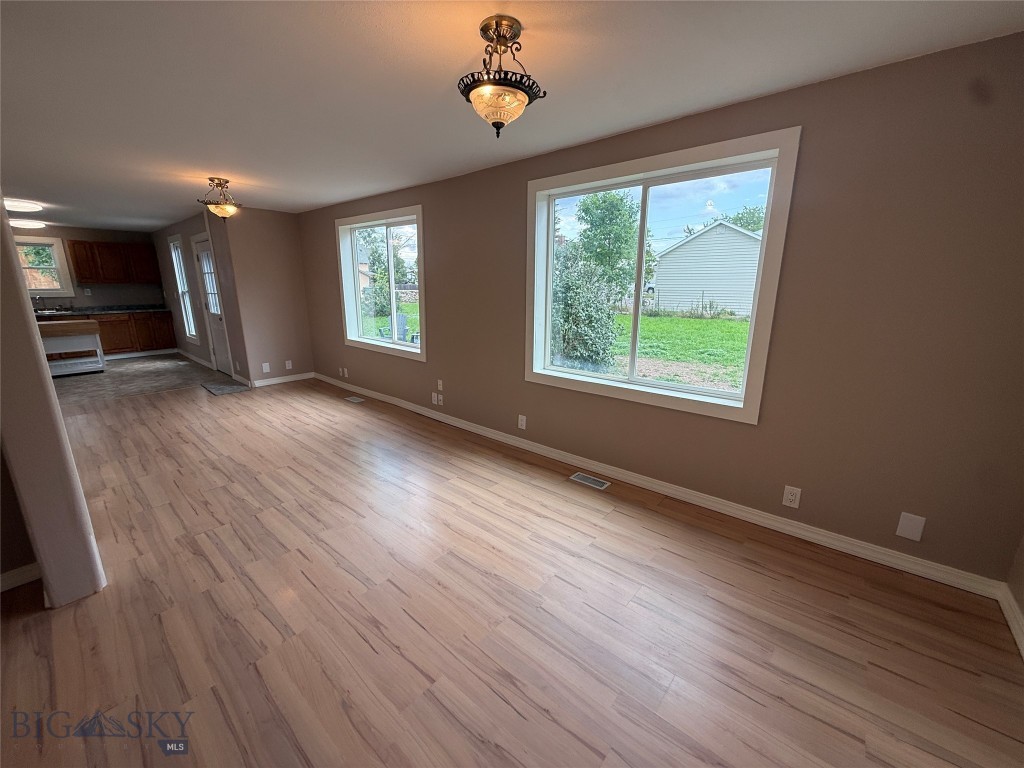 207 Harris Street Big Timber, MT 59011 - Photo 5 of 18 Gallery Image 5