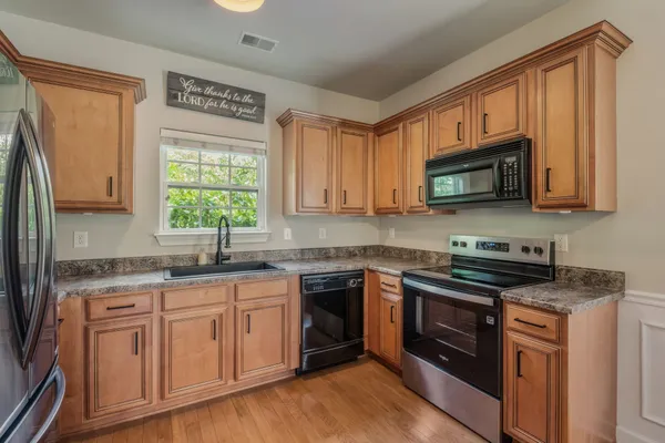 $305,000 | 6952 Highway 70 South, Unit 124, Nashville, TN 37221
