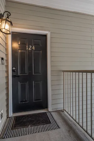 $305,000 | 6952 Highway 70 South, Unit 124, Nashville, TN 37221