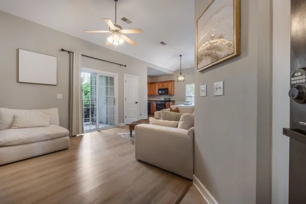 $305,000 | 6952 Highway 70 South, Unit 124, Nashville, TN 37221