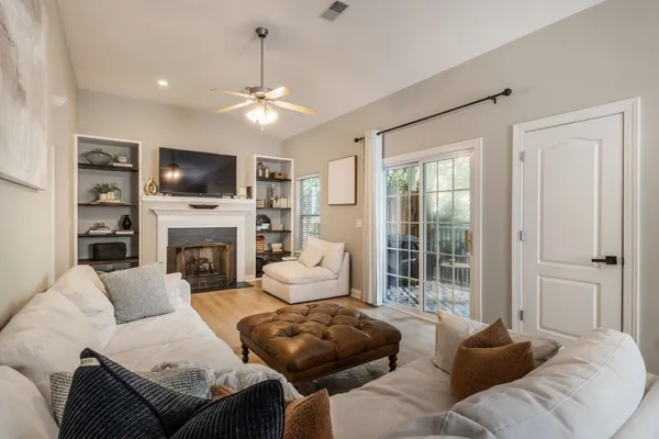 $305,000 | 6952 Highway 70 South, Unit 124, Nashville, TN 37221