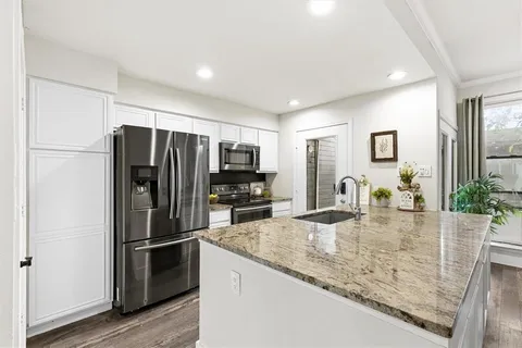 $339,000 | 543 Josephine Street, Dallas, TX 75246