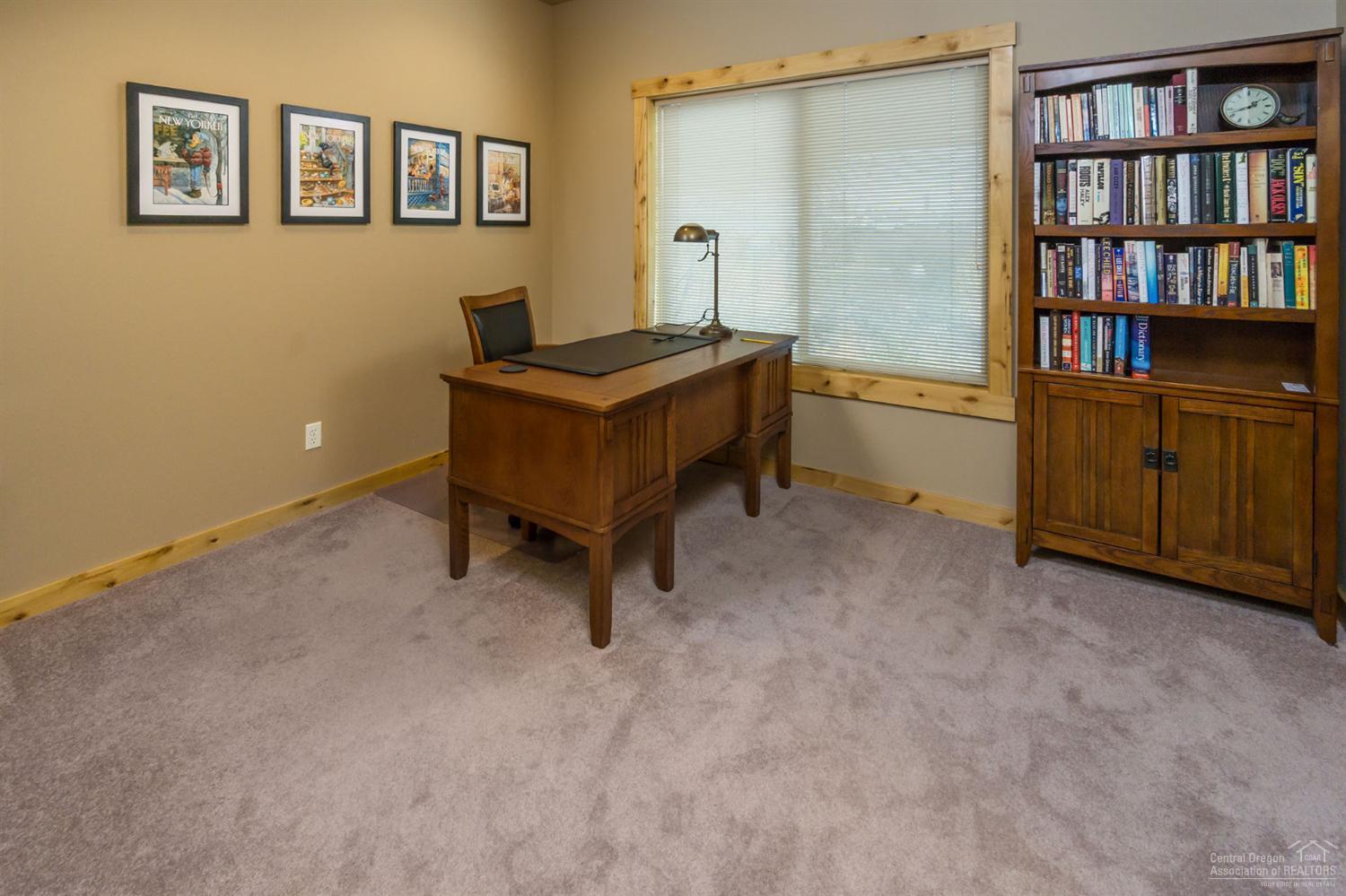 686 Southwest Otter Way Bend, OR 97702 - Photo 10 of 20 Additional Photo