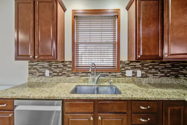 $2,595 | 17141 72nd Avenue North, Maple Grove, MN 55311