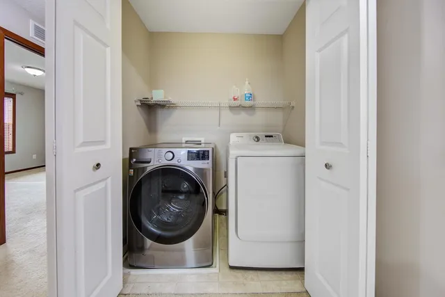 $2,595 | 17141 72nd Avenue North, Maple Grove, MN 55311