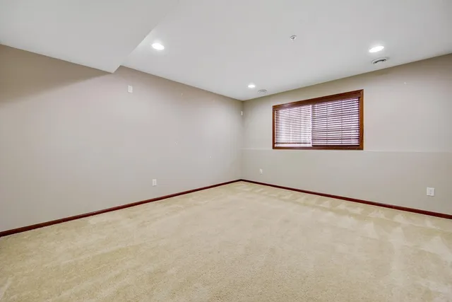 $2,595 | 17141 72nd Avenue North, Maple Grove, MN 55311