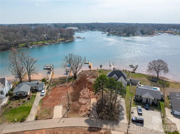 $4,300,000 | 21506 Rio Oro Drive, Cornelius, NC 28031