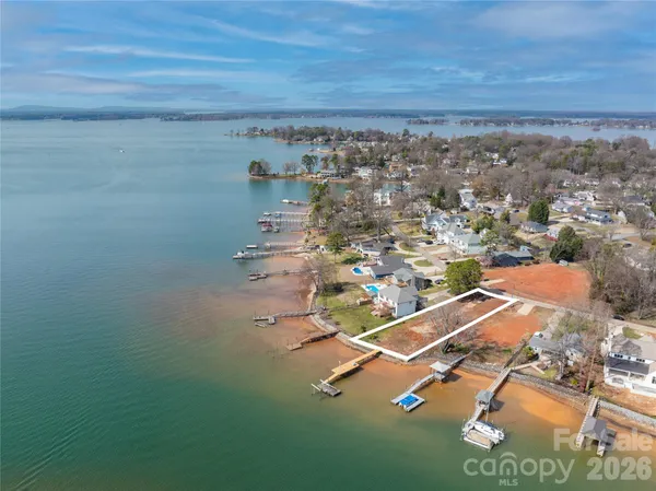 $4,300,000 | 21506 Rio Oro Drive, Cornelius, NC 28031