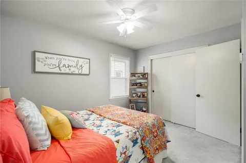 $300,000 | 8830 Ivanhoe Trail, Kansas City, MO 64131