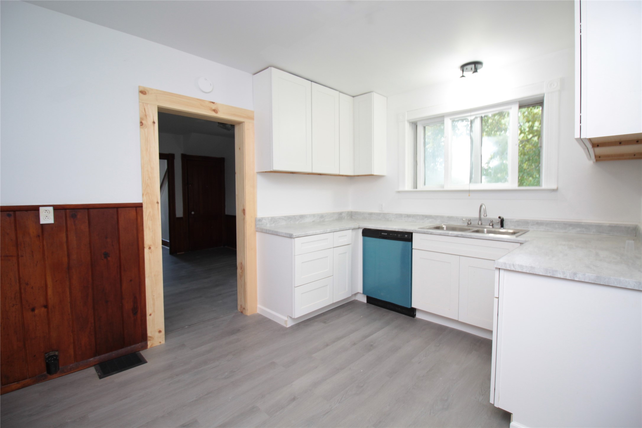 2723 Hickory Street Whitney Point, NY 13862 - Photo 4 of 42