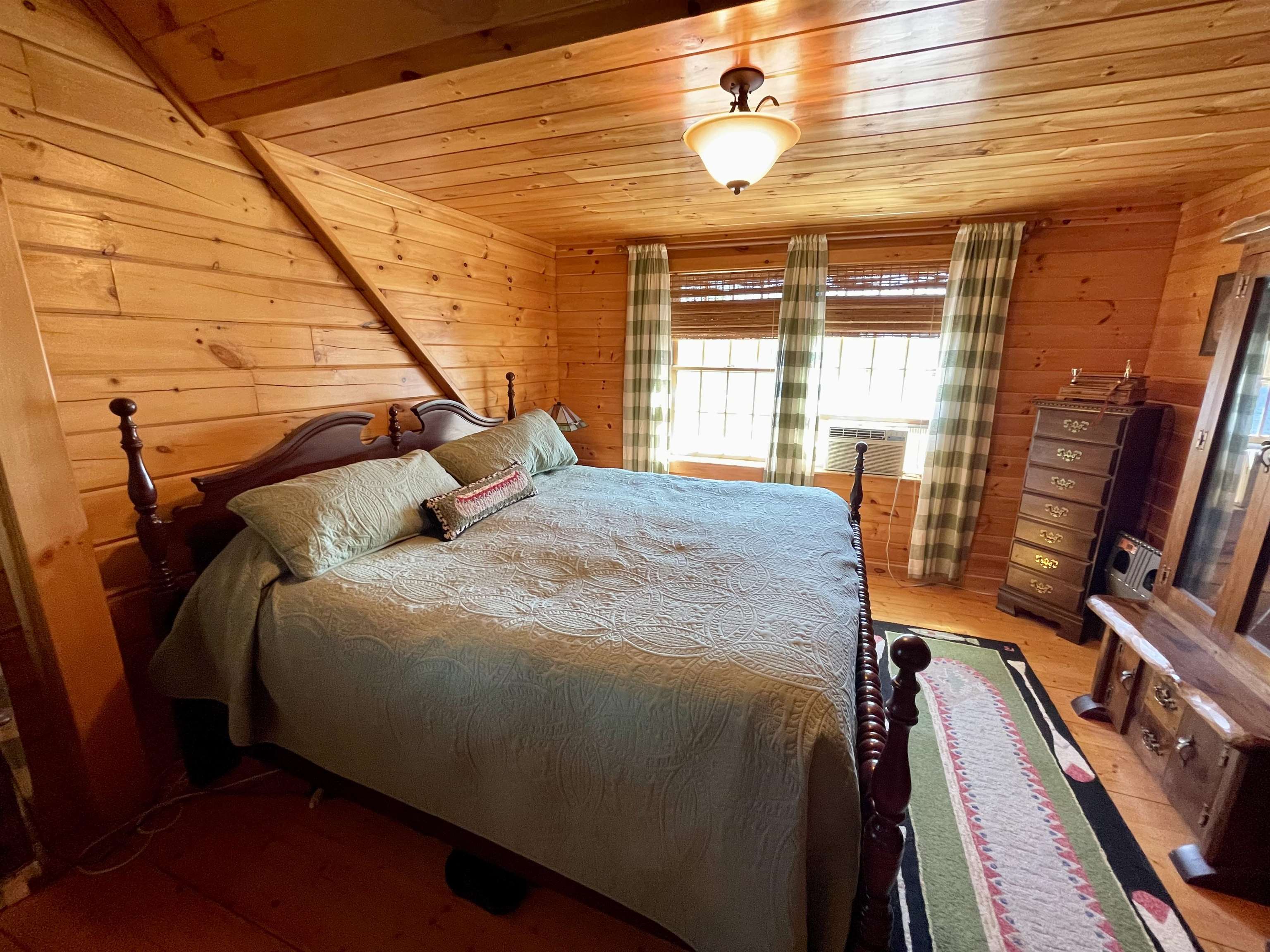 828 Halls Lake Road Newbury, VT 05051 - Photo 17 of 25