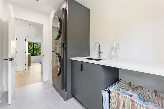 $2,995,000 | 135 Beach Street, Cohasset, MA 02025