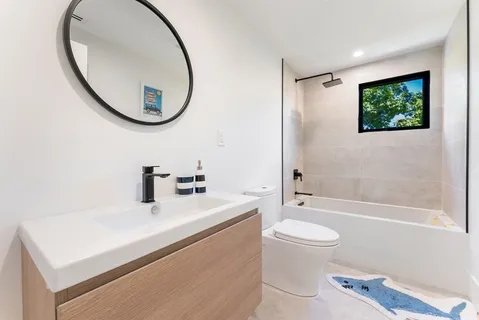 $2,995,000 | 135 Beach Street, Cohasset, MA 02025