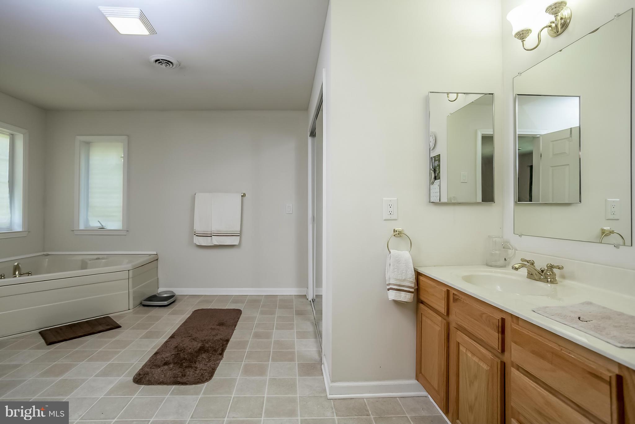 5824 Gambrill Road White Marsh, MD 21162 - Photo 18 of 26 Bedroom (Master)