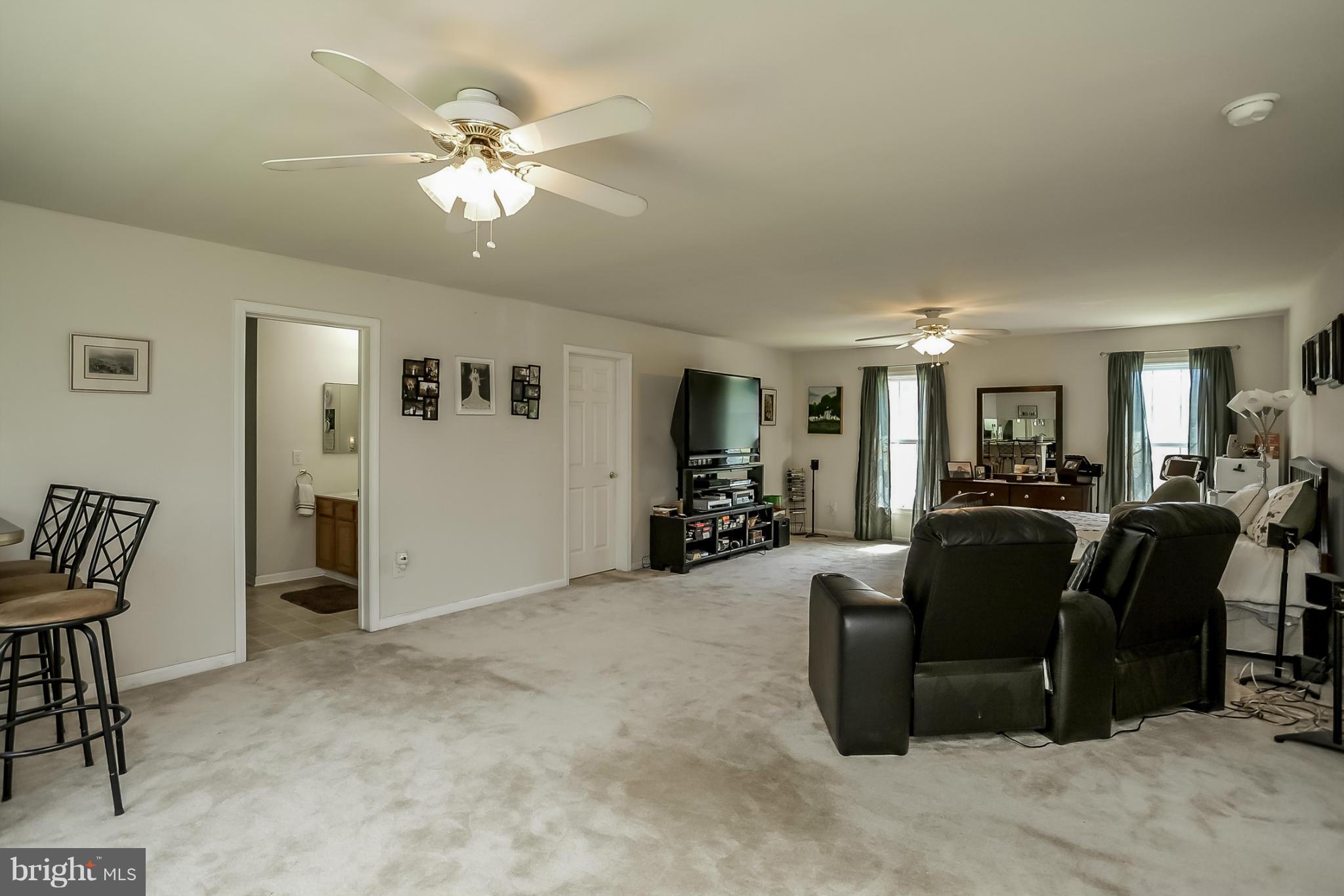 5824 Gambrill Road White Marsh, MD 21162 - Photo 21 of 26 Bedroom (Master)