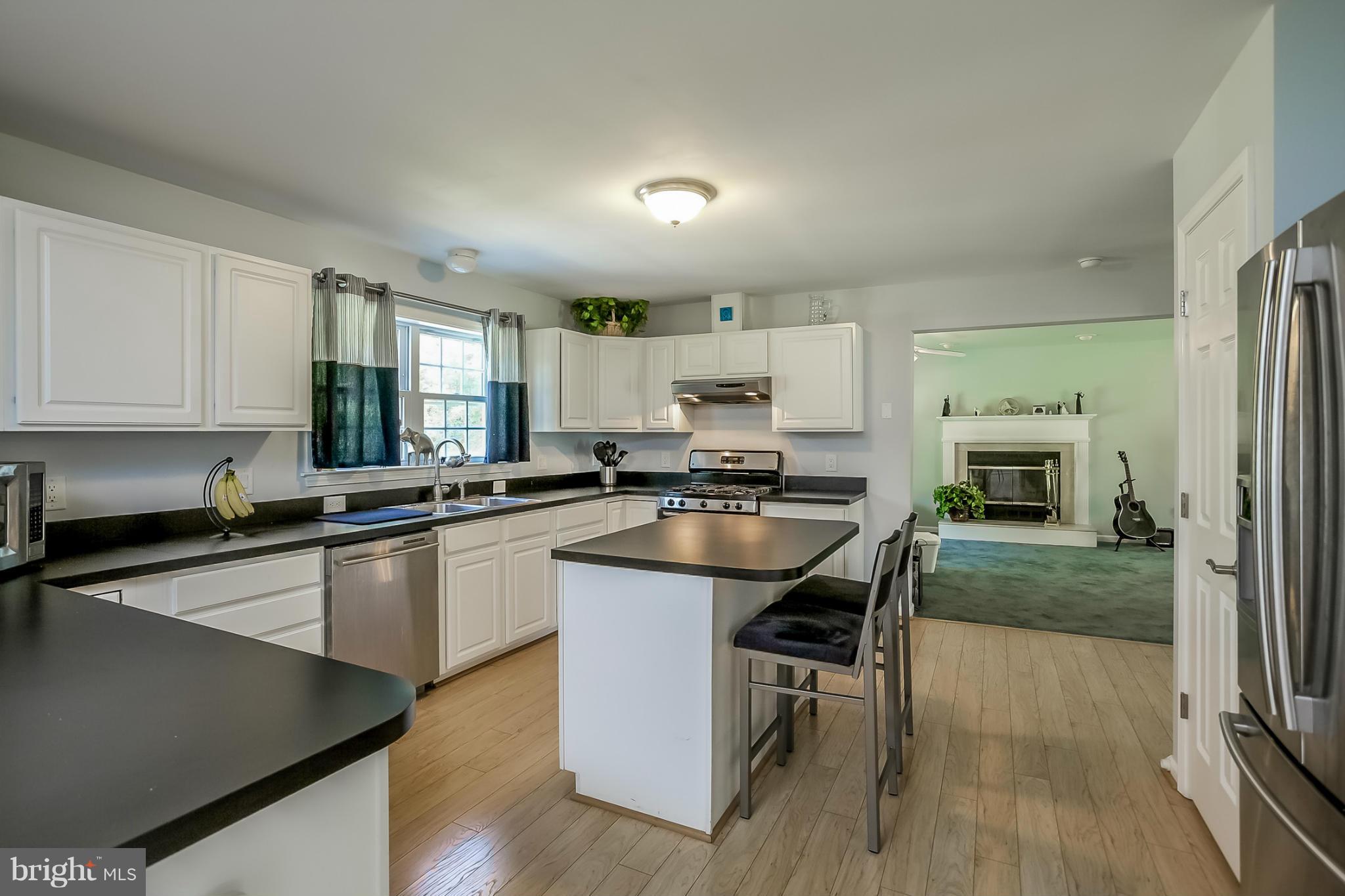 5824 Gambrill Road White Marsh, MD 21162 - Photo 7 of 26 Kitchen