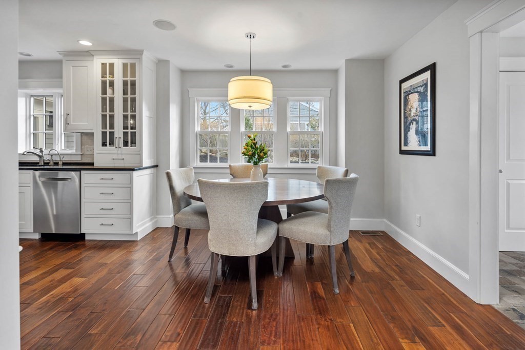 19 Smith Road Hingham, MA 02043 - Photo 11 of 40