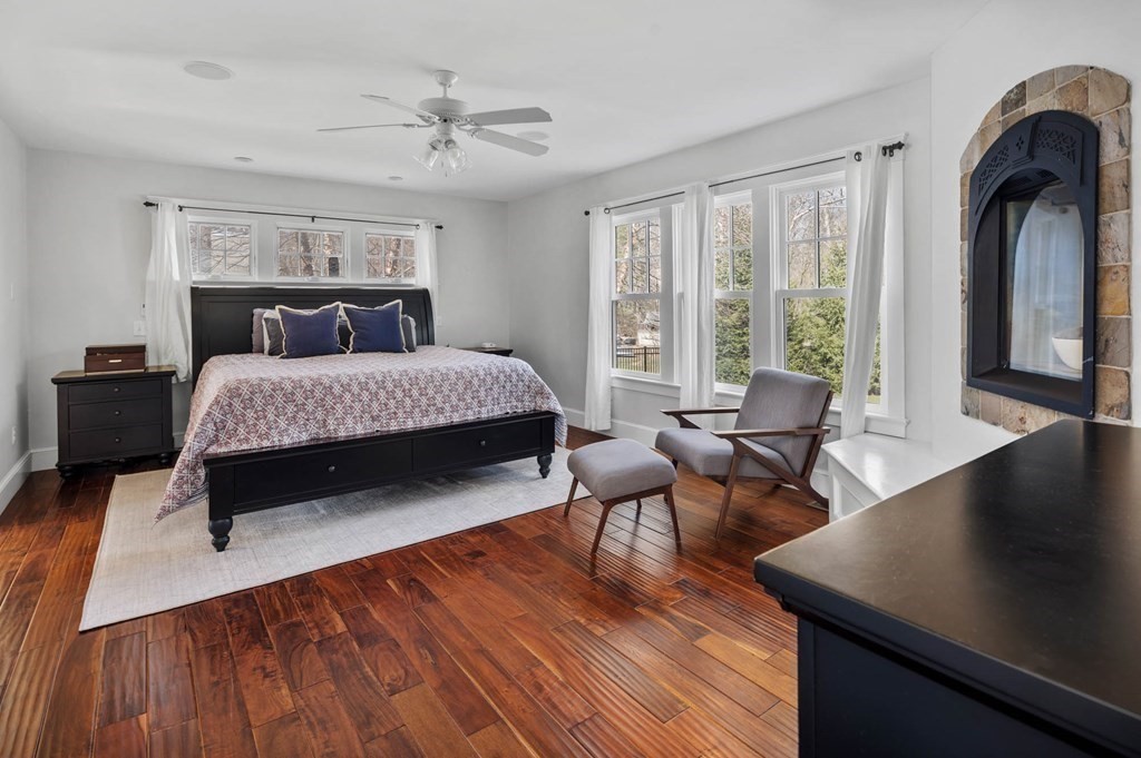 19 Smith Road Hingham, MA 02043 - Photo 21 of 40