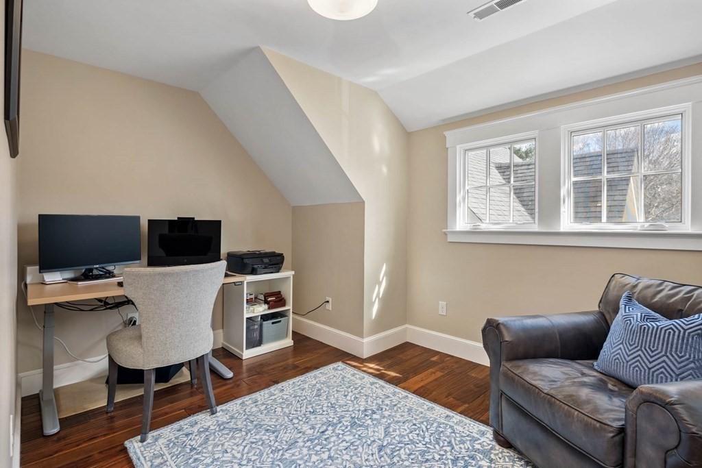 19 Smith Road Hingham, MA 02043 - Photo 25 of 40