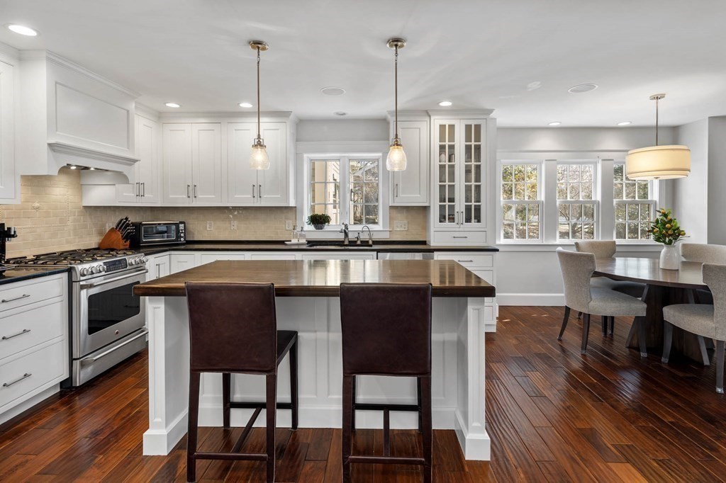 19 Smith Road Hingham, MA 02043 - Photo 9 of 40