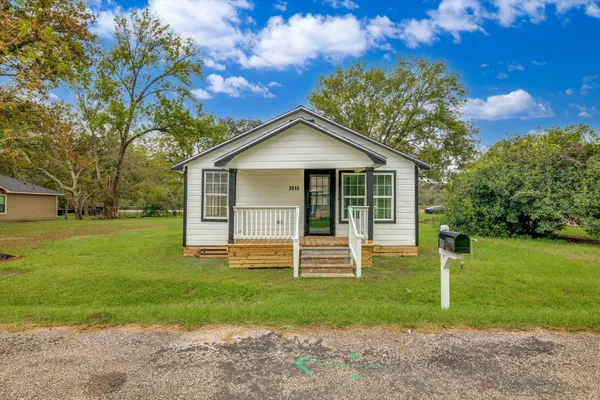 $170,000 | 3510 Brooks Street, Dayton, TX 77535
