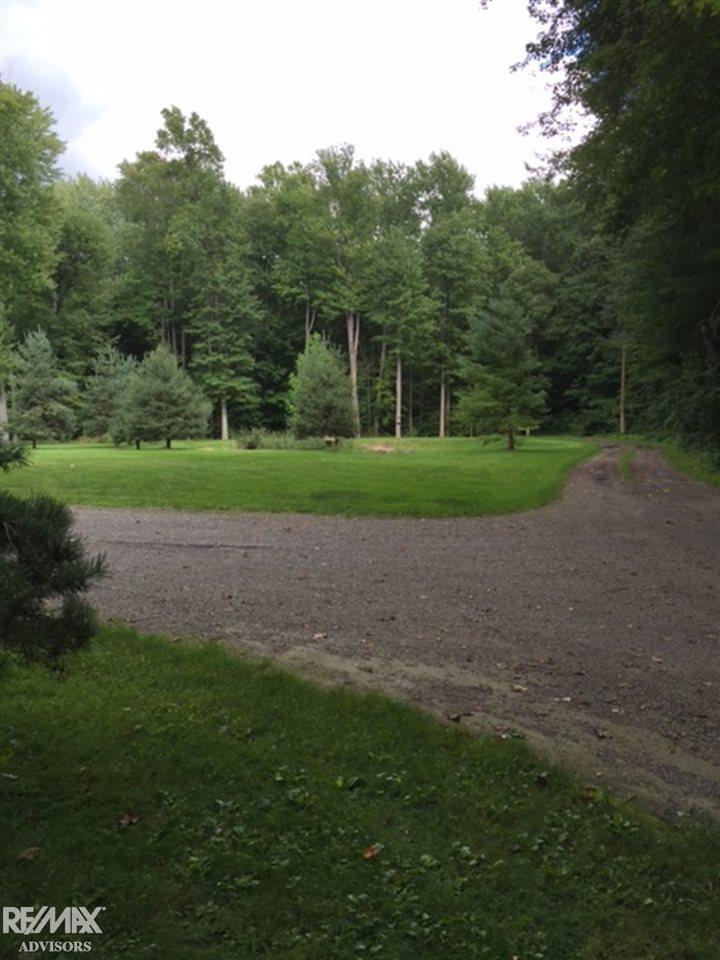 8335 Morrow Road Algonac, MI 48001 - Photo 45 of 45 31290448-44.JPG