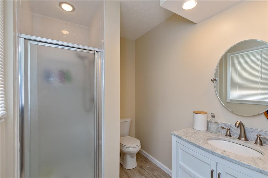 930 Rocky Ford Road Columbus, IN 47203 - Photo 18 of 30