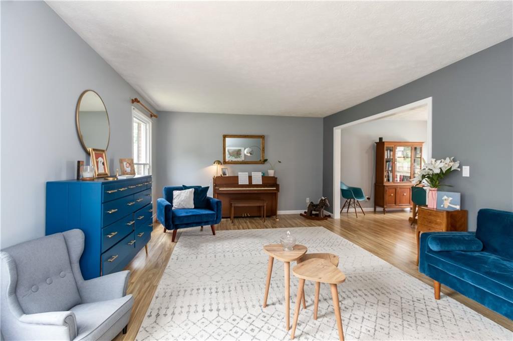 930 Rocky Ford Road Columbus, IN 47203 - Photo 3 of 30