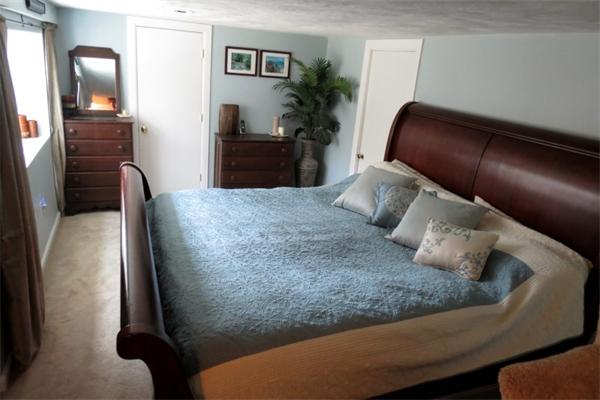 38 Holt Road Andover, MA 01810 - Photo 9 of 16