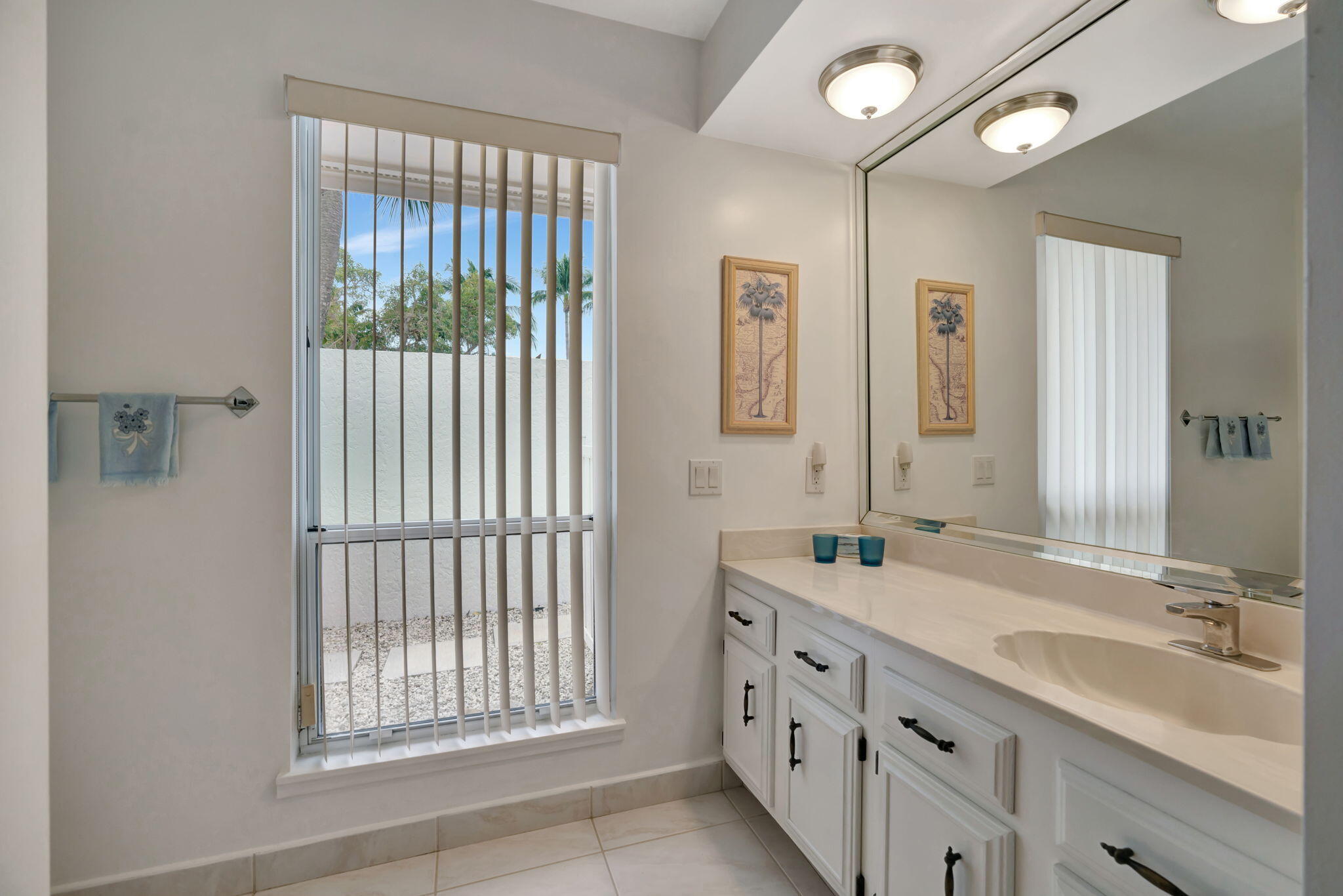 17020 Bay Street Jupiter, FL 33477 - Photo 20 of 45 41-web-or-mls-_MLP0317