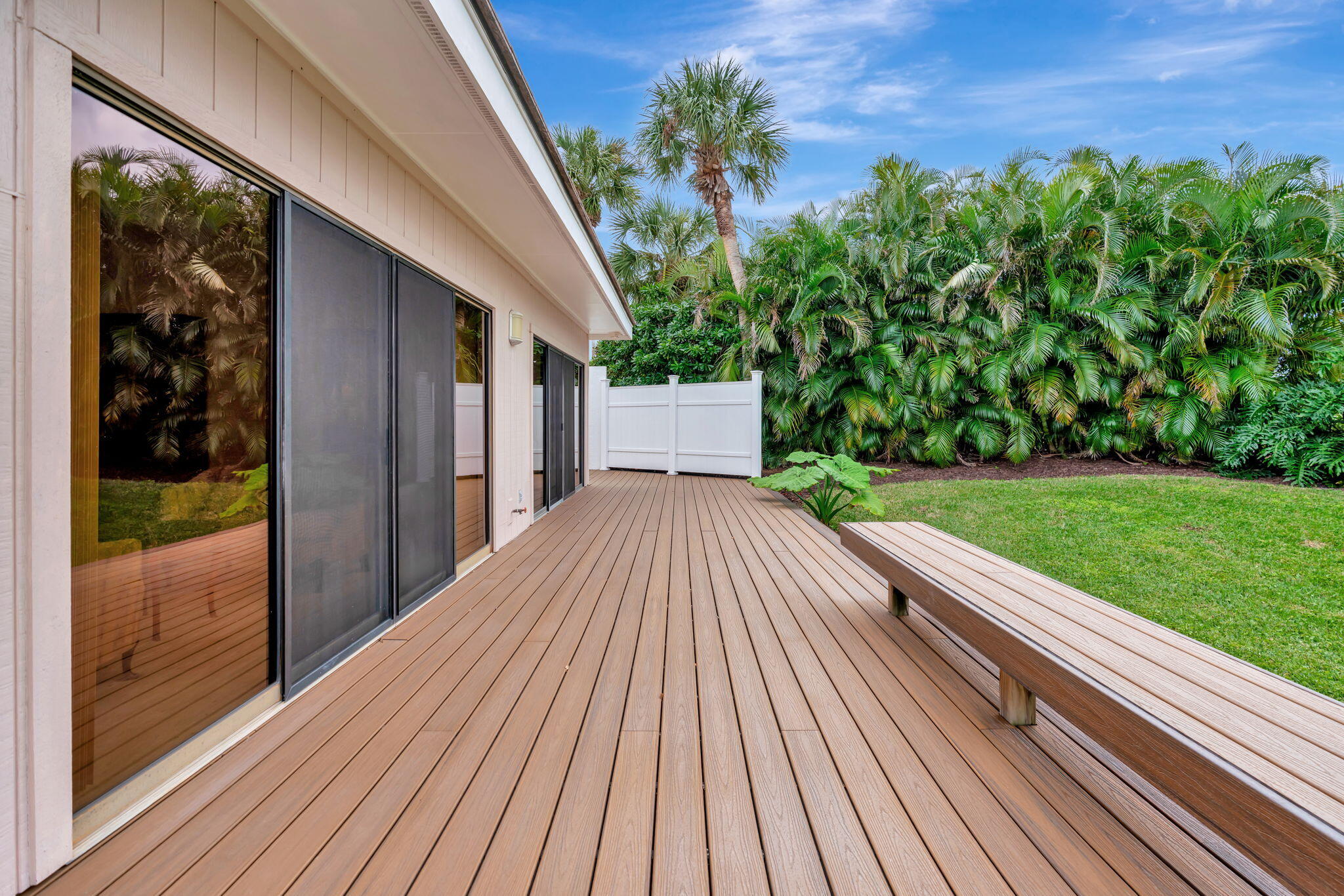 17020 Bay Street Jupiter, FL 33477 - Photo 30 of 45 44-web-or-mls-_MLP0428