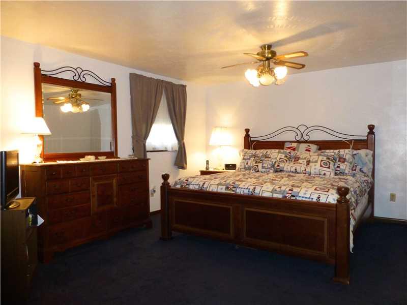 936 Braddock Road Forest Hills, PA 15221 - Photo 11 of 25 Master Bedroom.