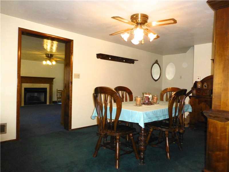 936 Braddock Road Forest Hills, PA 15221 - Photo 5 of 25 Dining Room.