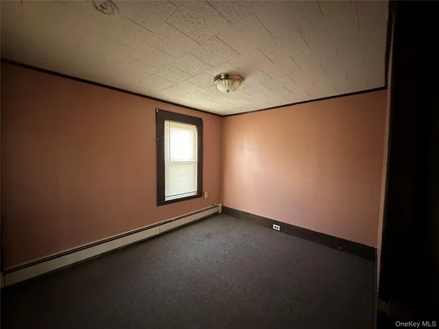 $410,000 | 172 Main Street, Gardiner, NY 12525