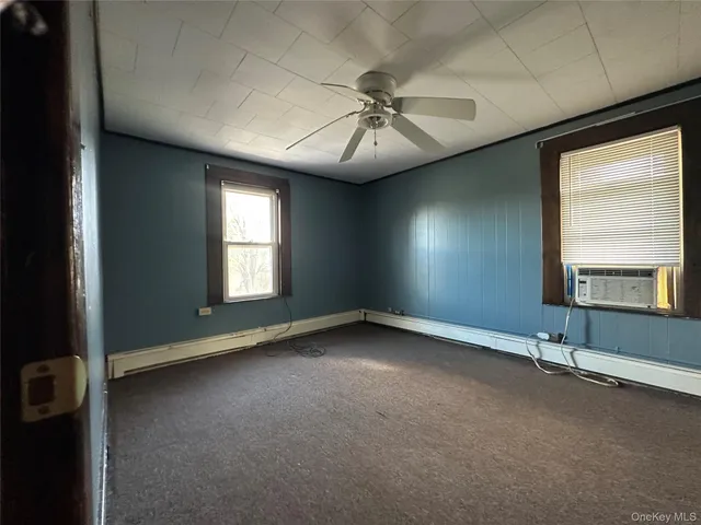 $410,000 | 172 Main Street, Gardiner, NY 12525